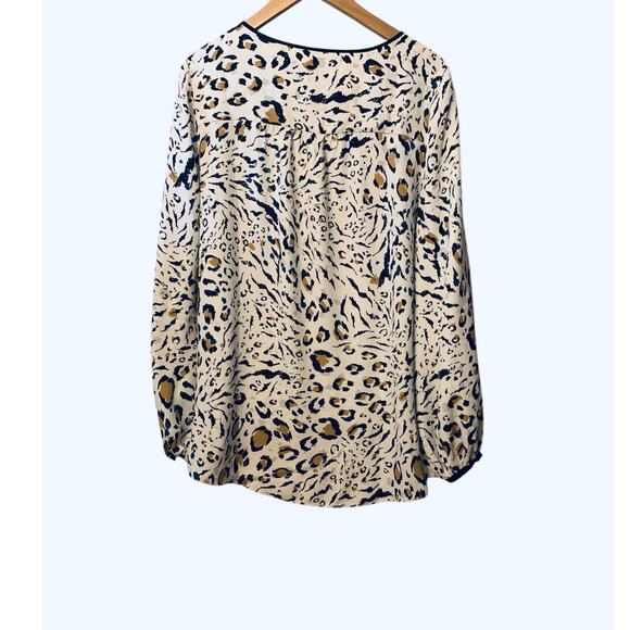 WHBM Leopard Print Blouse size M nwt - Picture 4 of 10